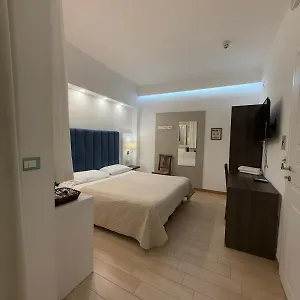 Tysandros Hotell